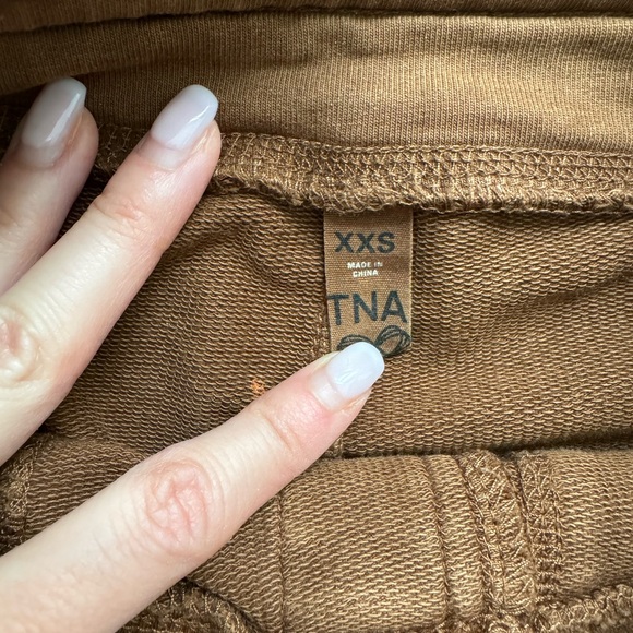 TNA Leggings - Picture 4 of 6